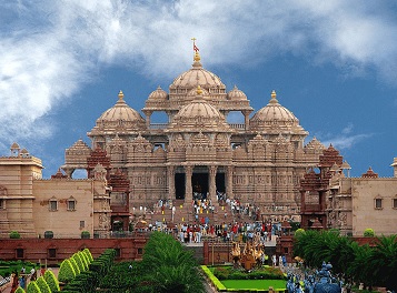 top 10 richest temples in india